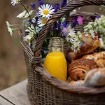 Апартаменты A La Ferme Aux Alpagas